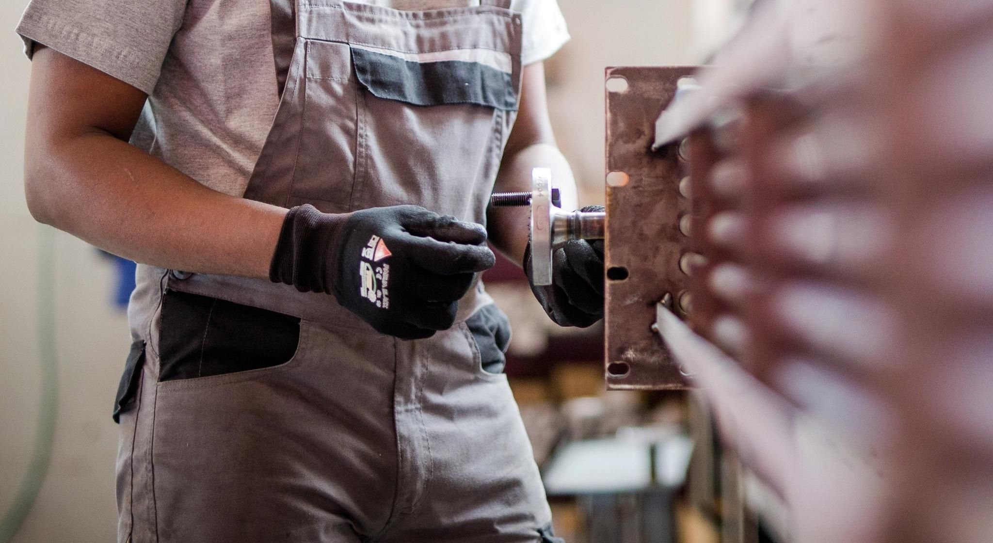 Mehr Fachkräfte für den deutschen Arbeitsmarkt — Doch der Weg dahin ist umstritten