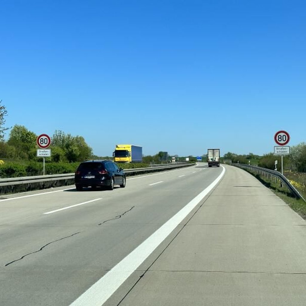 A20 bröckelt bei Neubrandenburg — Tempolimit und Teilsperrung
