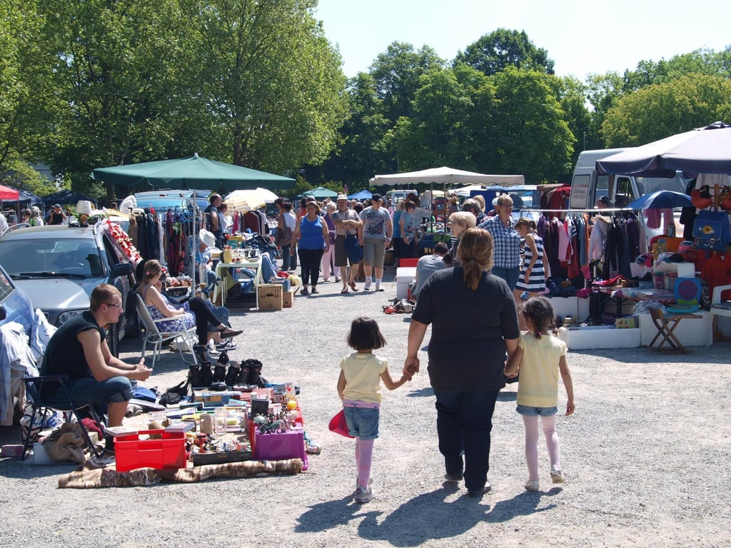 Plätzler organisieren Flohmarkt und Museumsfest in Weingarten