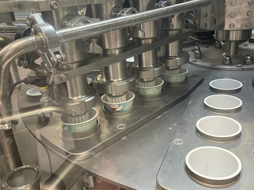 Erster veganer Joghurt aus Anklam läuft vom Band