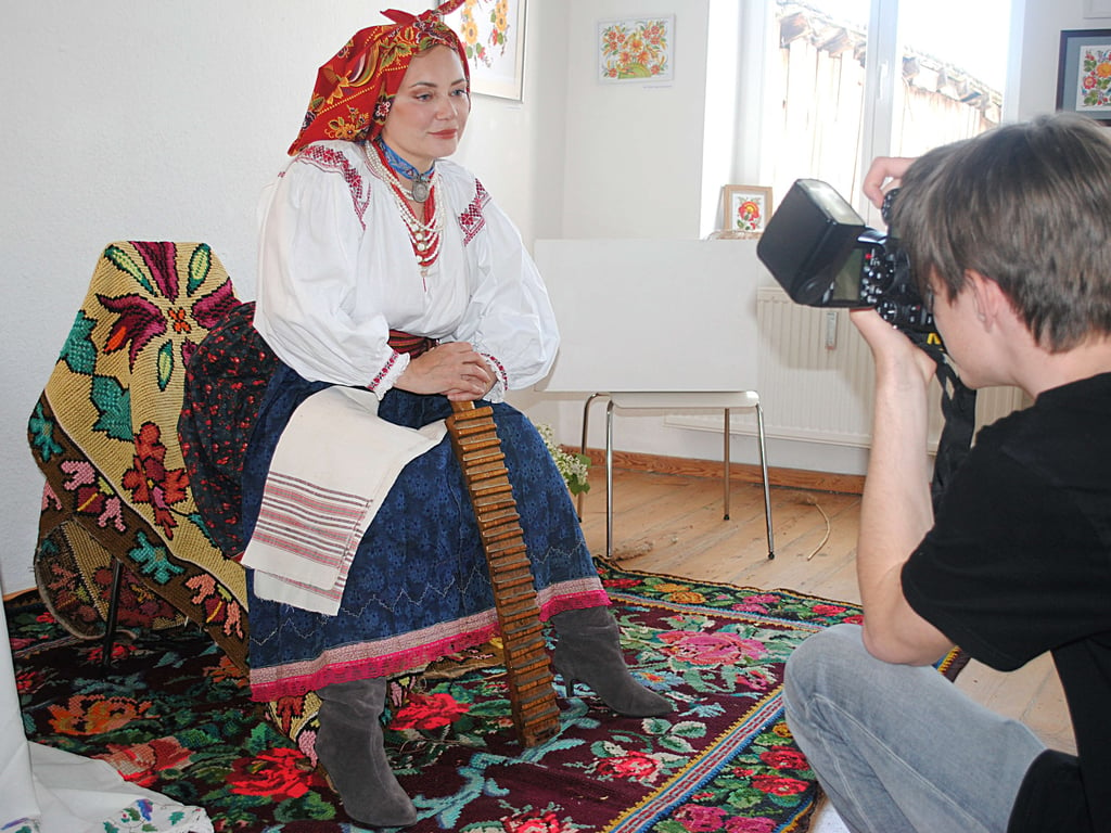 So präsentieren ukrainische Frauen in Güstrow ihre Kultur
