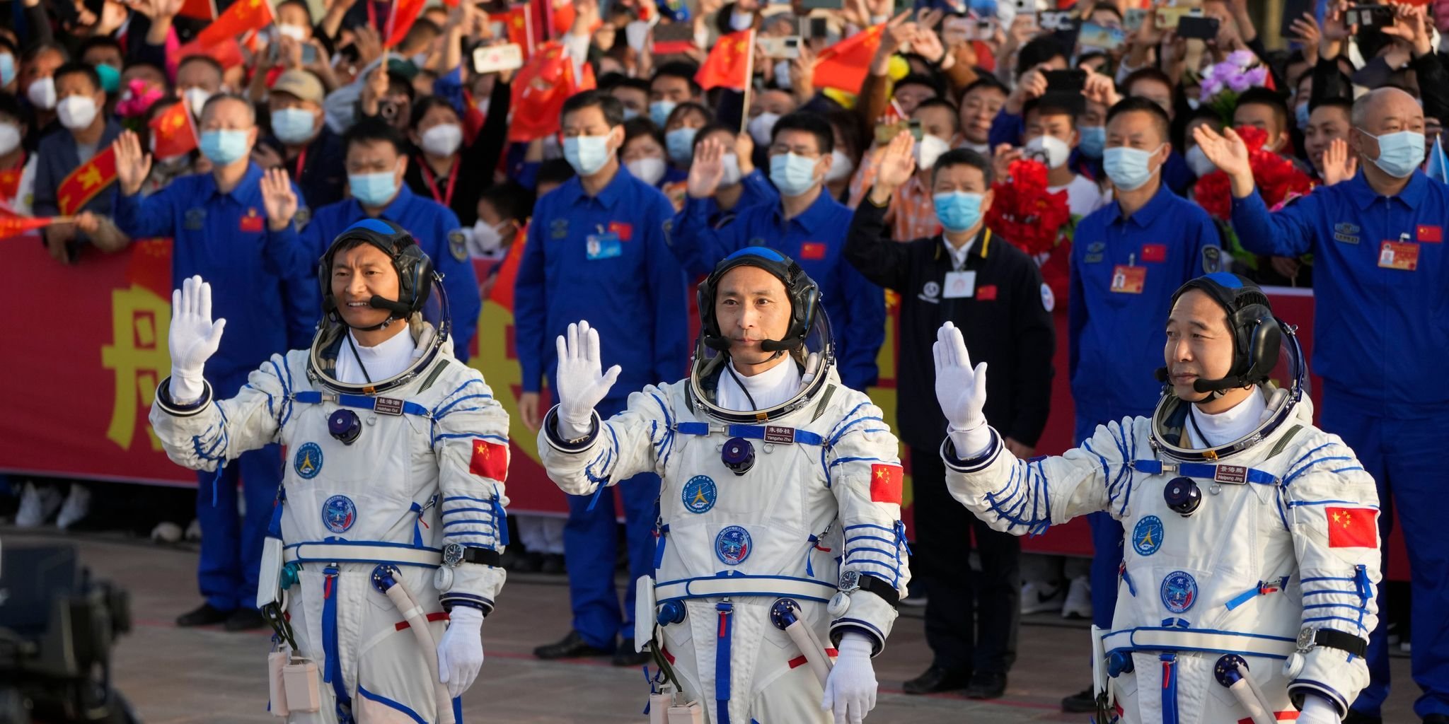 Crewwechsel: China schickt drei Astronauten zu Raumstation