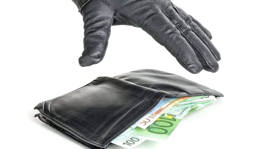 Tageseinnahmen der Gaststätte gestohlen