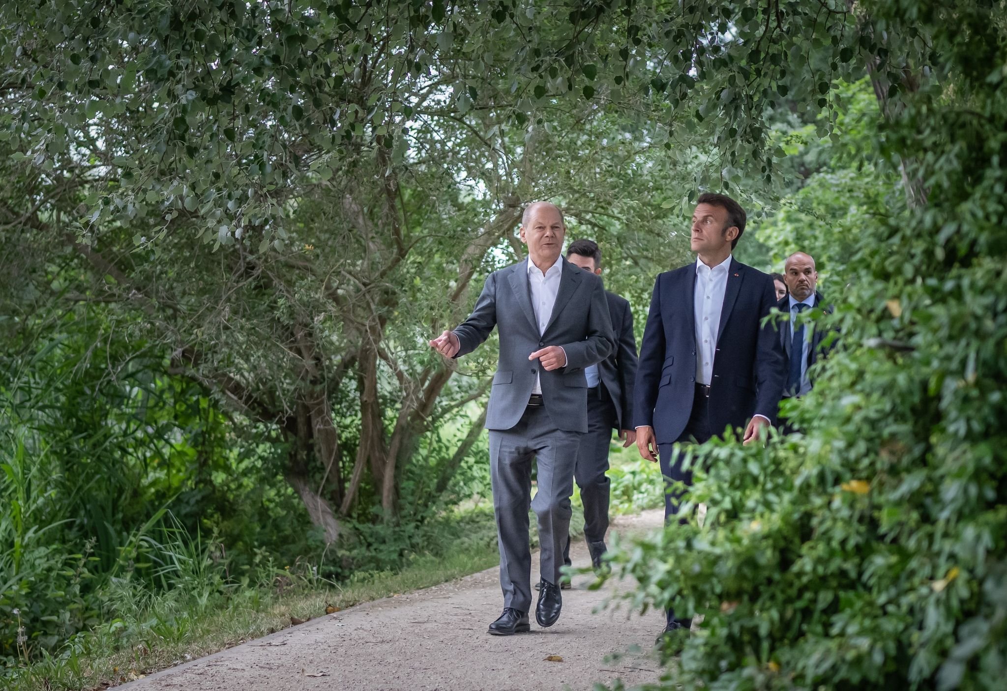Spazierengehen und Essen: Scholz empfängt Macron in Potsdam