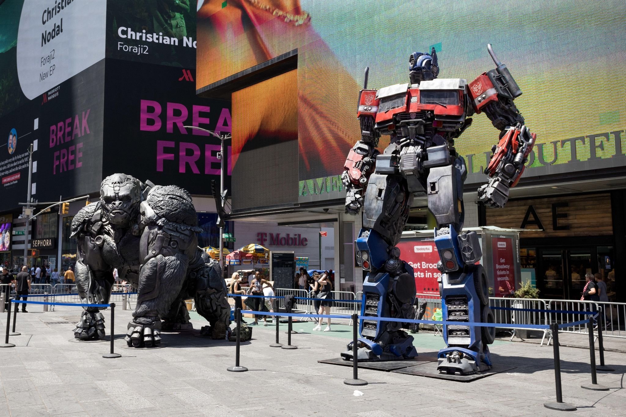 Nonstop–Action und Hip–Hop im neuen „Transformers“-Film