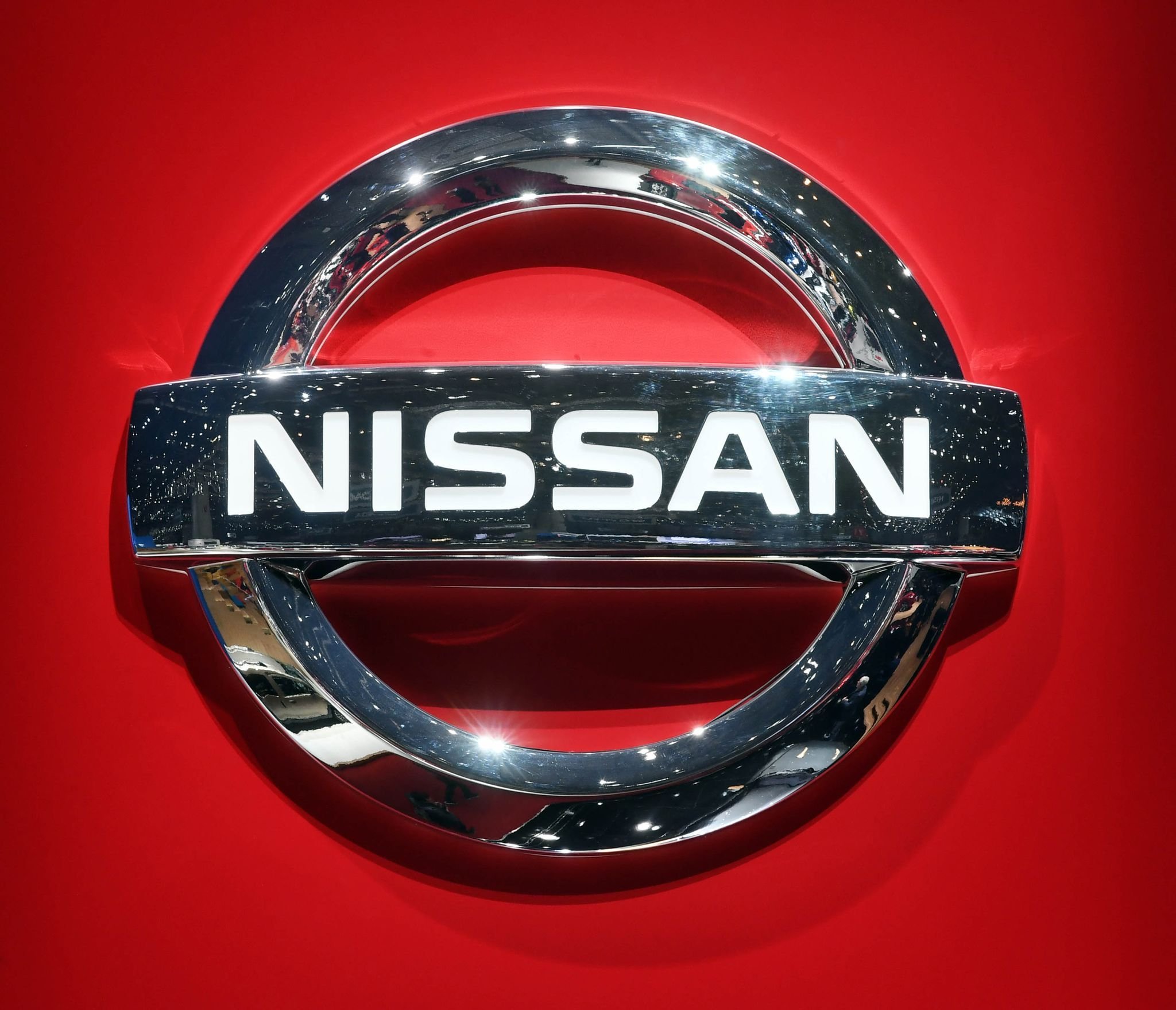 Значок ниссан. Nissan Motor. Ниссан Серена логотип. Логотип Ниссан х-Трейл. Nissan Motor logo.