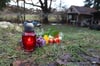 Tragödie um Zweijährige: Kuscheltiere, Blumen und Kerzen erinnern an Melisa